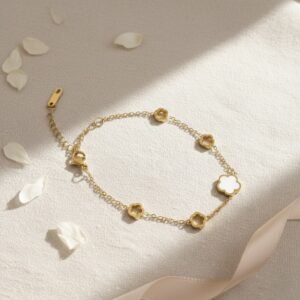 Mini White Clover Bracelet